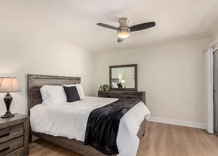 Experience The Of Living Apartment Scottsdale
