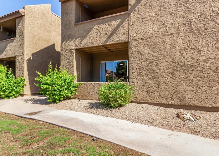 Experience The Of Living Apartment Scottsdale